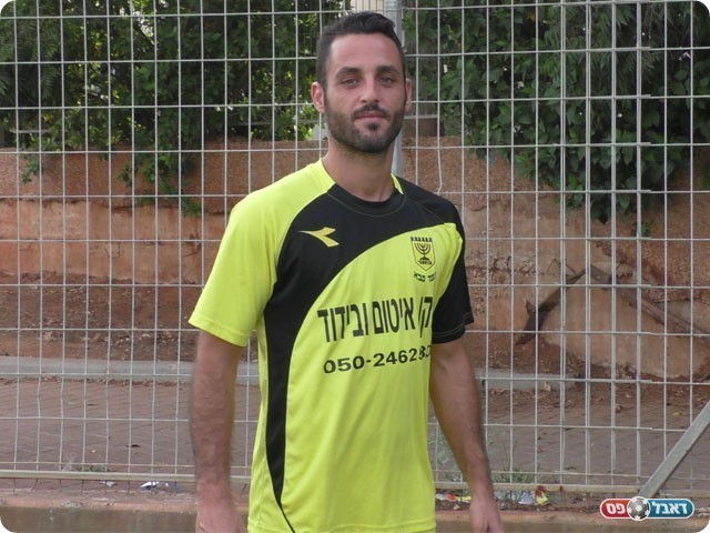 יחלק כדורים ולא של טבע. זלייט (שקד מורג)